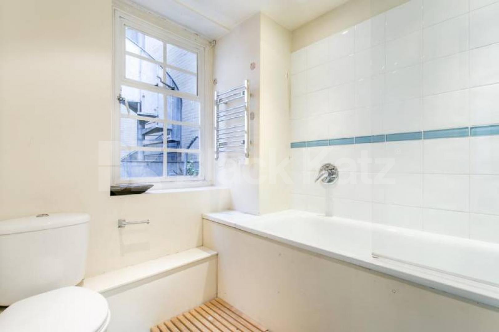 			ONE BED IN THE HEART OF SPITALFIELDS, 1 Bedroom, 1 bath, 1 reception Flat			 Widegate Street, LIVERPOOL STREET-SPITALFIELDS-SHOREDITCH